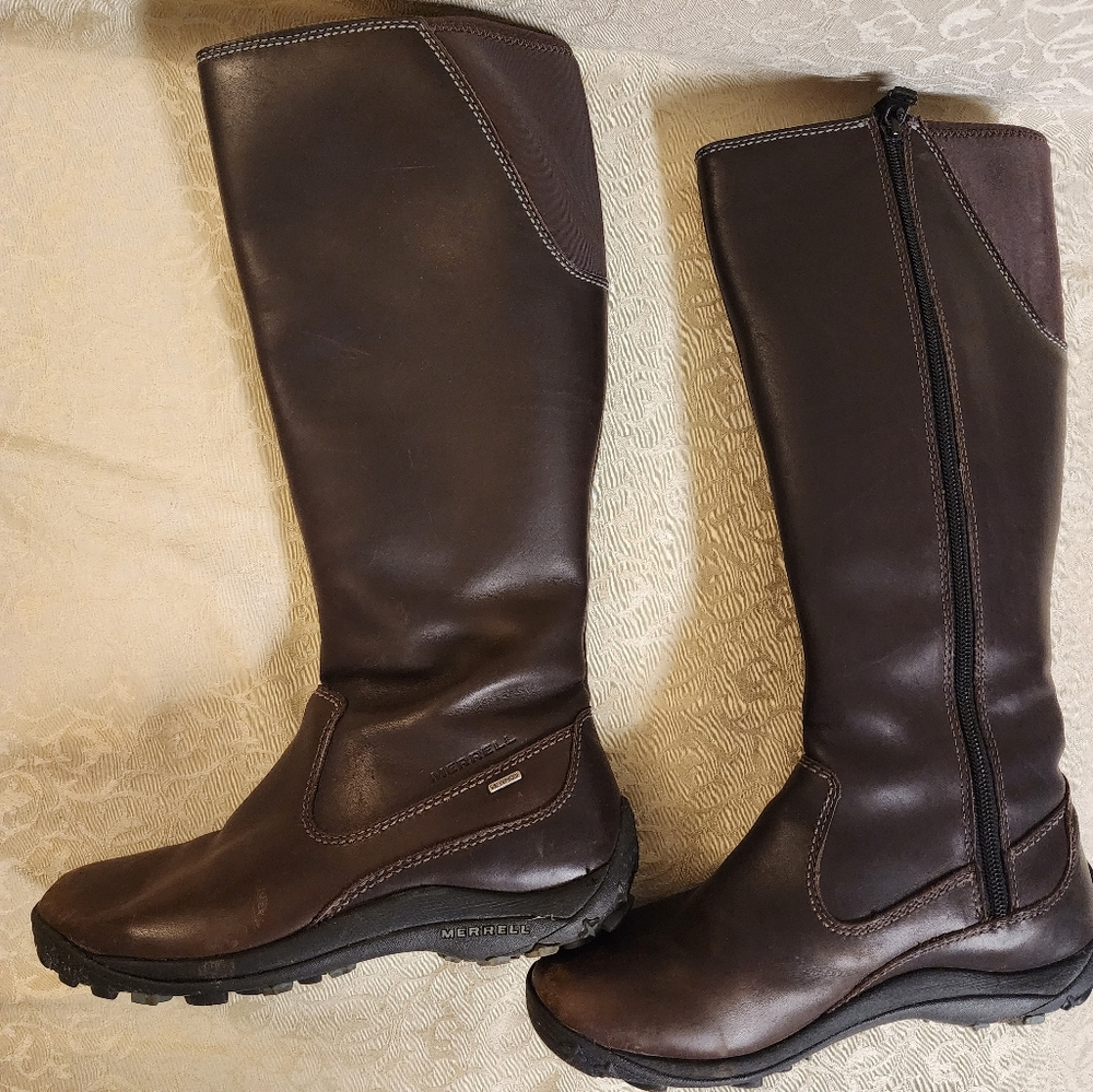 Leather boots